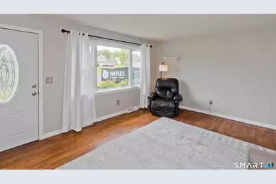 235 Reed Avenue, Windsor Locks, CT 06096 - Photo 7