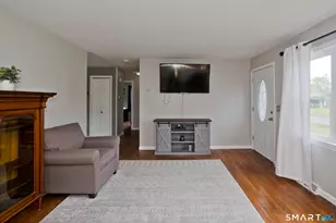 235 Reed Ave, Windsor Locks, CT 06096 - Photo 5
