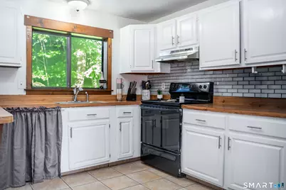 51 Valley Drive, Naugatuck, CT 06770 - Photo 7