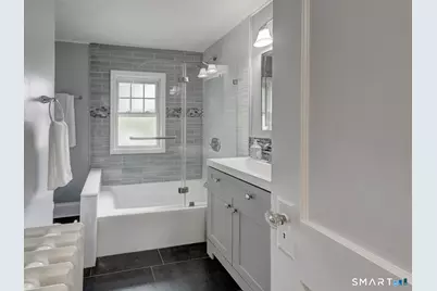 15 Edgemere Avenue, West Hartford, CT 06110 - Photo 35