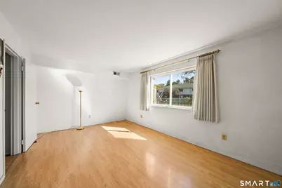 11 Georgetown Drive #E, Enfield, CT 06082 - Photo 5