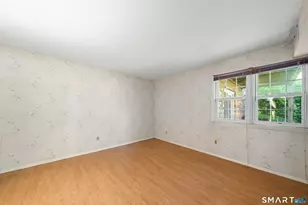 11 Georgetown Dr, Enfield, CT 06082 - Photo 9