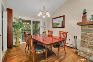 122 Ridgeview Cir, Guilford, CT 06437 - Photo 7