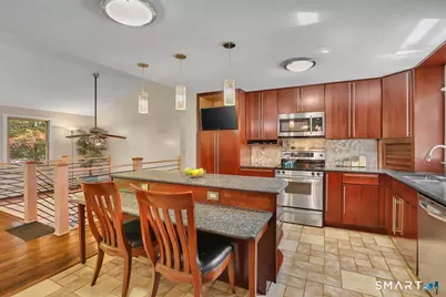 122 Ridgeview Circle, Guilford, CT 06437 - Photo 9