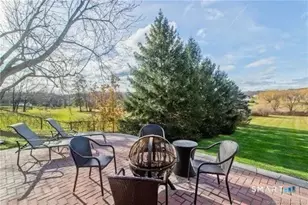 7 Riverview St, Enfield, CT 06082 - Photo 11