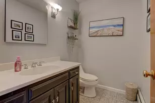 25 Amato Dr, Wethersfield, CT 06109 - Photo 11