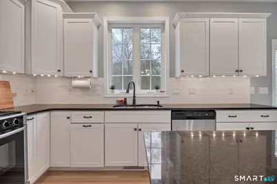 7 Harvest Glen, East Lyme, CT 06333 - Photo 21