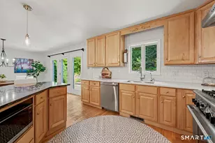 28 Goodridge Rd, Redding, CT 06896 - Photo 9