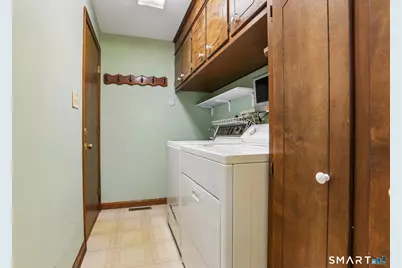 10 Chris Drive, Montville, CT 06382 - Photo 19