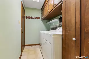 10 Chris Dr, Montville, CT 06382 - Photo 19