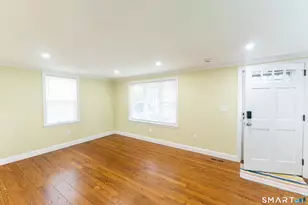 121 Victory St, Stratford, CT 06615 - Photo 3