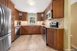 139 Contour Dr, Cheshire, CT 06410 - Photo 9