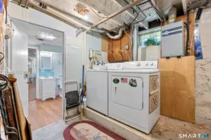 35 Park Pl, Ansonia, CT 06401 - Photo 15