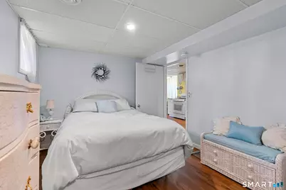 35 Park Place, Ansonia, CT 06401 - Photo 17