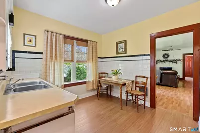 35 Park Place, Ansonia, CT 06401 - Photo 7