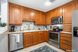 235 E River Dr, East Hartford, CT 06108 - Photo 7