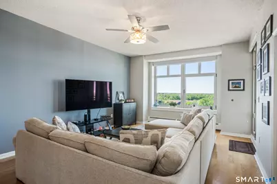 235 East River Drive #903, East Hartford, CT 06108 - Photo 5
