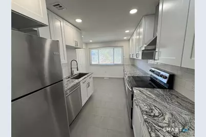 18 River Mead #18, Avon, CT 06001 - Photo 3