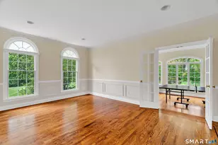105 Beecher Rd, Woodbridge, CT 06525 - Photo 5