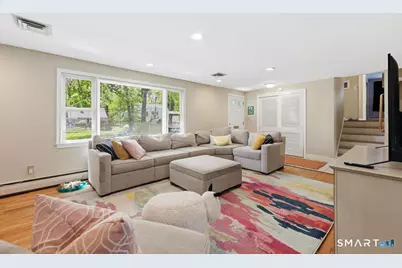 37 Stoneham Drive, West Hartford, CT 06117 - Photo 3