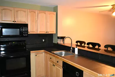 2660 North Avenue #107, Bridgeport, CT 06605 - Photo 3
