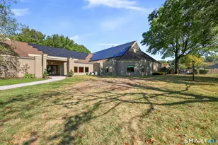 488 Commanche Ln, Stratford, CT 06614 - Photo 25