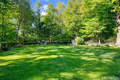 15 Maplecrest Drive, Danbury, CT 06811 - Photo 31