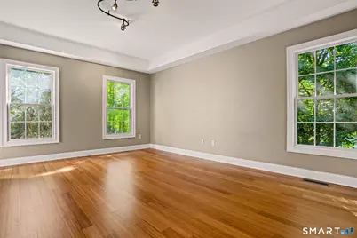 15 Maplecrest Drive, Danbury, CT 06811 - Photo 9