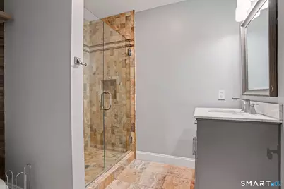 15 Maplecrest Drive, Danbury, CT 06811 - Photo 17