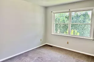 25 Padanaram Rd, Danbury, CT 06811 - Photo 17