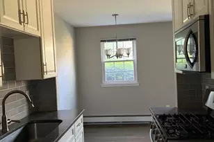 1000 Knapps Hwy, Fairfield, CT 06825 - Photo 11