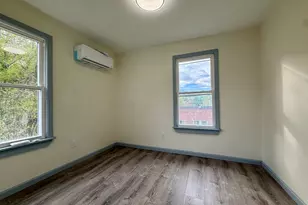22 Hawthorne Ave, Derby, CT 06418 - Photo 11