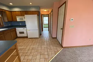 574 Town St, East Haddam, CT 06469 - Photo 9