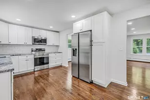 7 Longview Rd, Newtown, CT 06482 - Photo 11