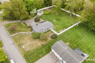55 Highwood Rd, Waterbury, CT 06708 - Photo 25