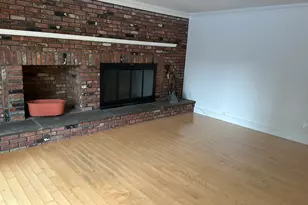 33 Loughran Ave, Stamford, CT 06902 - Photo 13