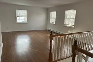33 Loughran Ave, Stamford, CT 06902 - Photo 5
