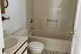 486 Prospect Ave, Hartford, CT 06105 - Photo 11