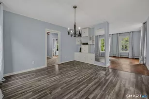 20 Summer St, Norwich, CT 06360 - Photo 9