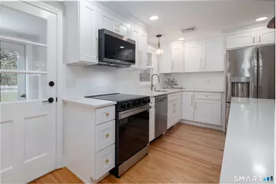 47 Flagg Road, West Hartford, CT 06117 - Photo 7