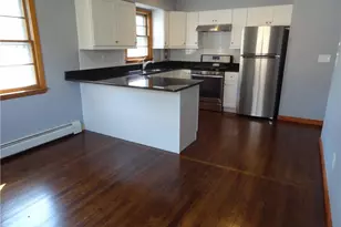 64 Nash Ln, Bridgeport, CT 06605 - Photo 3
