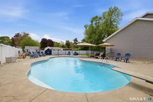 314 S Center St, Windsor Locks, CT 06096 - Photo 7