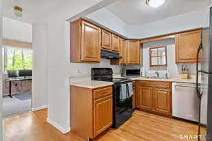 105 Maple Ave, Vernon, CT 06066 - Photo 13