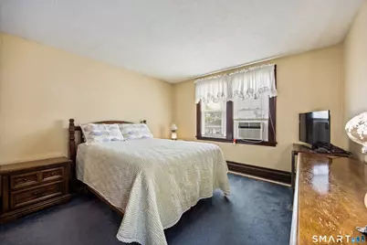 90 Harvard Avenue, Meriden, CT 06451 - Photo 29