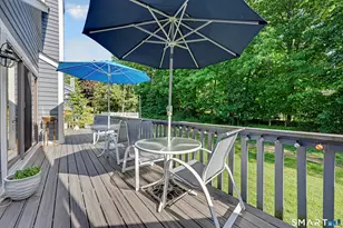 70 Fawn Ridge Ln, Norwalk, CT 06851 - Photo 21