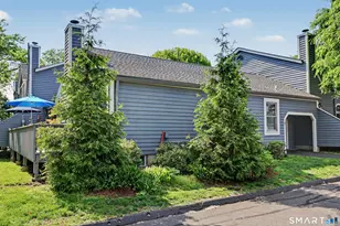 70 Fawn Ridge Ln, Norwalk, CT 06851 - Photo 29