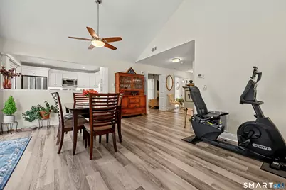 70 Fawn Ridge Lane #70, Norwalk, CT 06851 - Photo 7