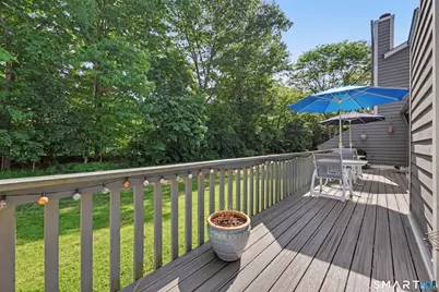 70 Fawn Ridge Lane #70, Norwalk, CT 06851 - Photo 23