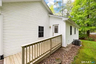 19 Westridge Dr, Simsbury, CT 06070 - Photo 7