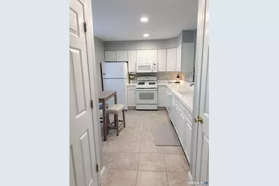 57 Katherine Court #57, Shelton, CT 06484 - Photo 5